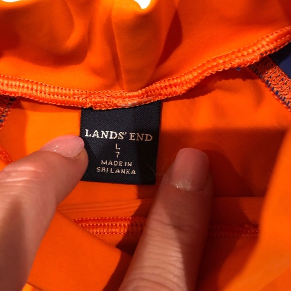 Lands’ End Rash Guard Size 7 - Picture 3 of 3